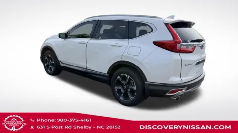 More photos of 2018 Honda CR-V Touring at Discovery Nissan, NC