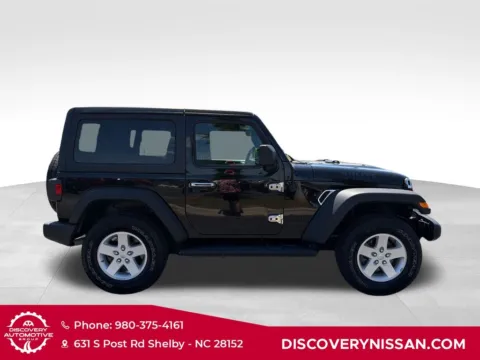 More photos of 2023 Jeep Wrangler Willys at Discovery Nissan, NC