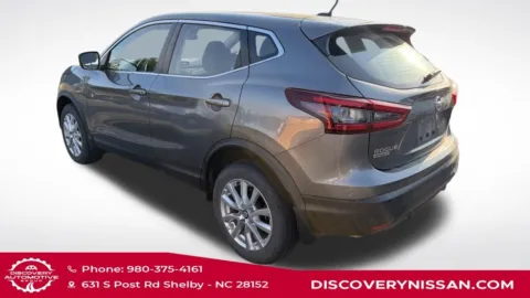 More photos of 2021 Nissan Rogue Sport S at Discovery Nissan, NC