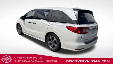 More photos of 2018 Honda Odyssey Touring at Discovery Nissan, NC
