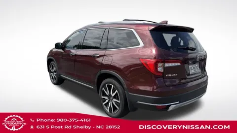 More photos of 2022 Honda Pilot Touring at Discovery Nissan, NC