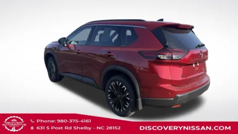 More photos of 2026 Nissan Rogue Dark Armor at Discovery Nissan, NC