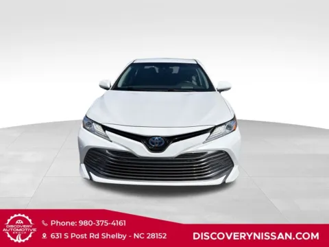 Photos of 2018 Toyota Camry Hybrid XLE for sale in Shelby, NC at Discovery Nissan
