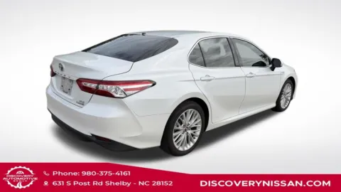 Another view of 2018 Toyota Camry Hybrid XLE for sale in Shelby, NC at Discovery Nissan