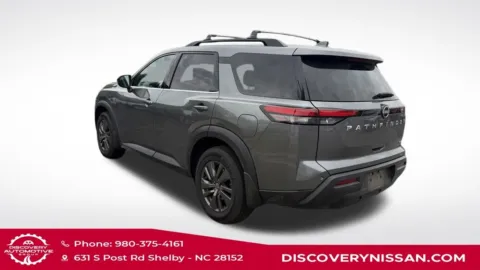 More photos of 2022 Nissan Pathfinder SV at Discovery Nissan, NC