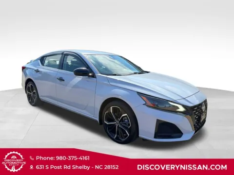 More photos of 2023 Nissan Altima 2.5 SR at Discovery Nissan, NC