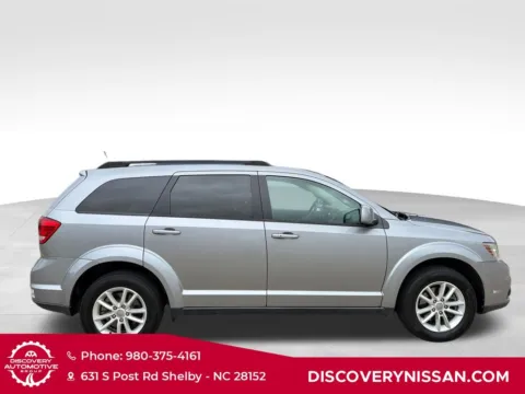 More photos of 2016 Dodge Journey SXT at Discovery Nissan, NC
