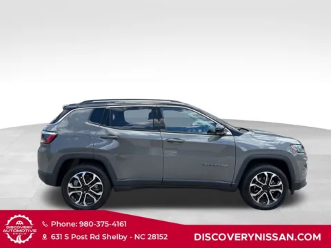 More photos of 2022 Jeep Compass Limited at Discovery Nissan, NC