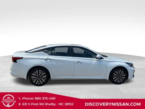 More photos of 2024 Nissan Altima 2.5 SV at Discovery Nissan, NC