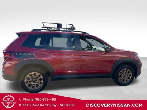 More photos of 2022 Honda Passport TrailSport at Discovery Nissan, NC