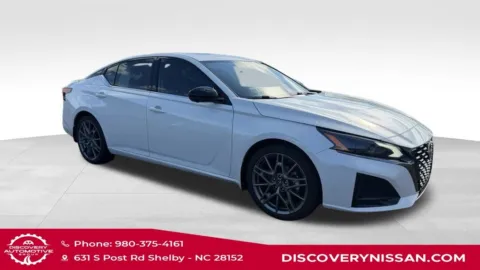 More photos of 2024 Nissan Altima 2.0 SR at Discovery Nissan, NC