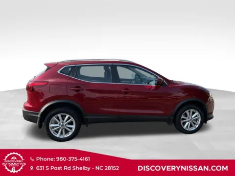 More photos of 2019 Nissan Rogue Sport SV at Discovery Nissan, NC