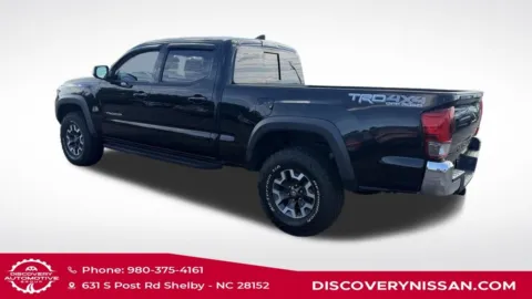 More photos of 2017 Toyota Tacoma TRD Off-Road at Discovery Nissan, NC