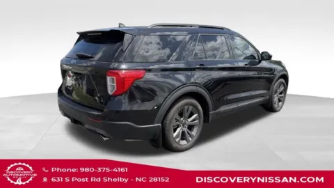 More photos of 2023 Ford Explorer XLT at Discovery Nissan, NC