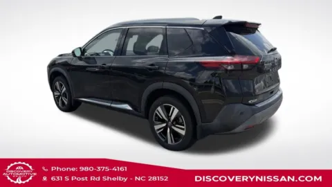More photos of 2021 Nissan Rogue SL at Discovery Nissan, NC