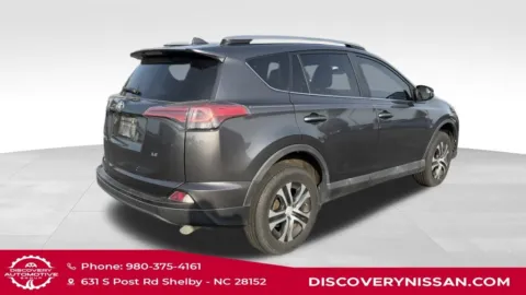 More photos of 2018 Toyota RAV4 LE at Discovery Nissan, NC