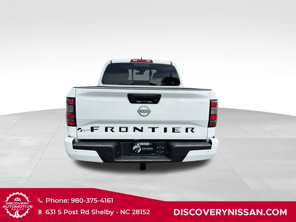 2025 Nissan Frontier SV - Photo 7