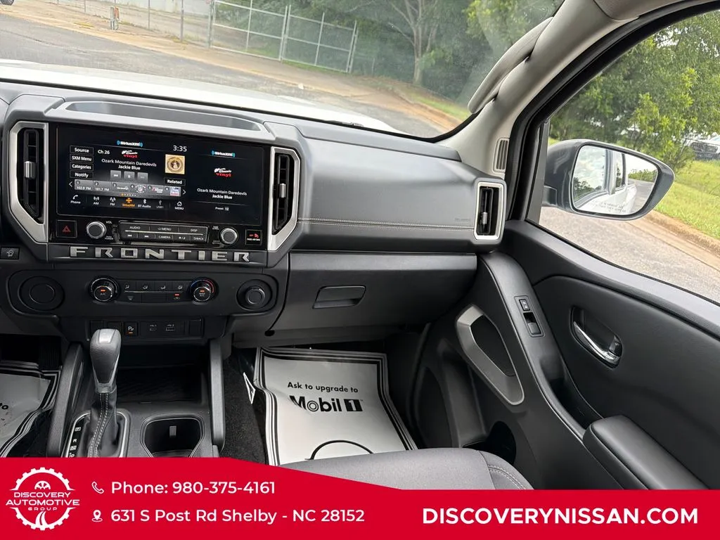 2025 Nissan Frontier SV - Photo 35