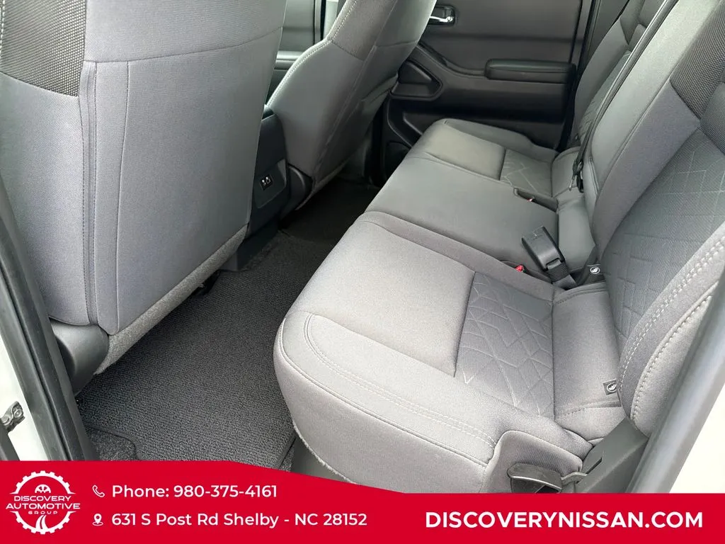 2025 Nissan Frontier SV - Photo 31