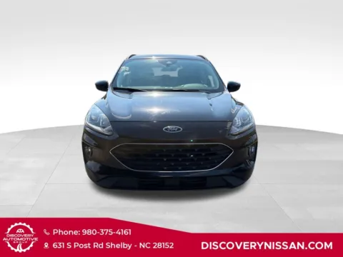 More photos of 2022 Ford Escape SEL at Discovery Nissan, NC
