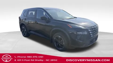More photos of 2023 Nissan Rogue SV at Discovery Nissan, NC