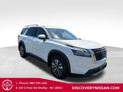 More photos of 2024 Nissan Pathfinder SL at Discovery Nissan, NC