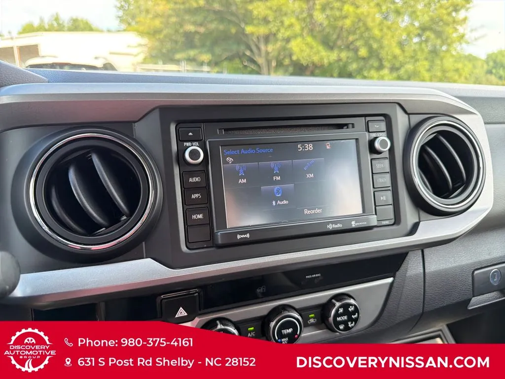 2018 Toyota Tacoma SR5 - Photo 12