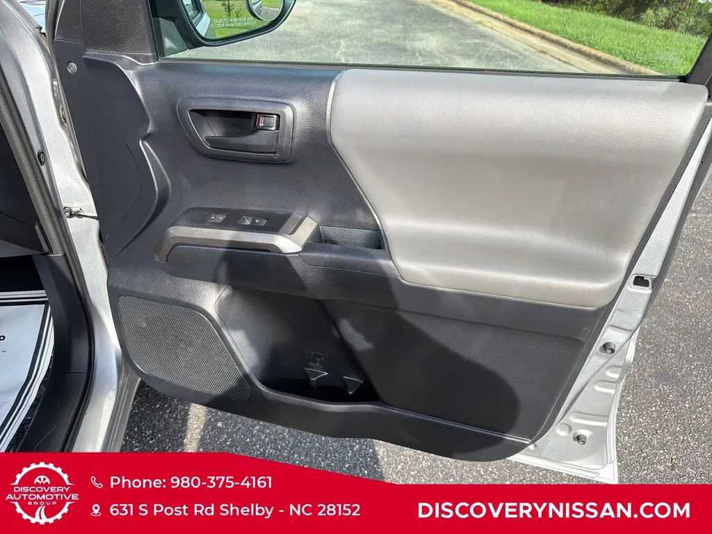 2018 Toyota Tacoma SR5 - Photo 32