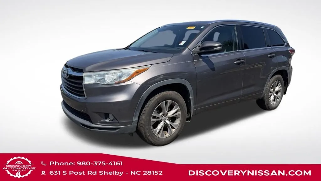 Gray 2015 Toyota Highlander XLE V6 for sale in Shelby, NC