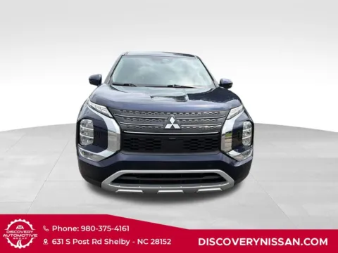 Photos of 2024 Mitsubishi Outlander SE for sale in Shelby, NC at Discovery Nissan