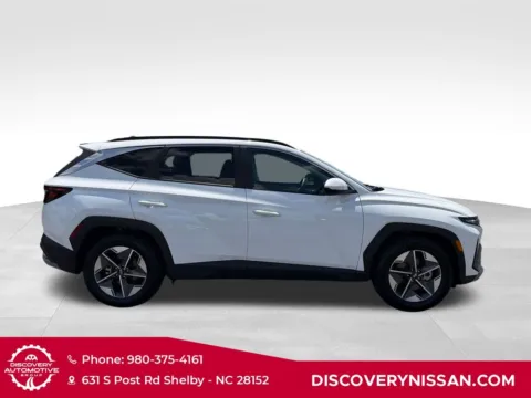 More photos of 2025 Hyundai Tucson SEL at Discovery Nissan, NC
