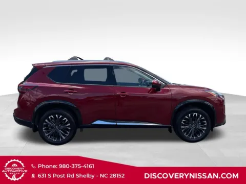 More photos of 2026 Nissan Rogue Platinum at Discovery Nissan, NC