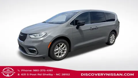 Gray 2025 Chrysler Pacifica Select for sale in Shelby, NC