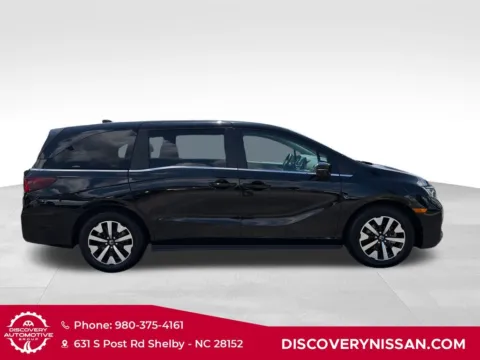 More photos of 2025 Honda Odyssey EX-L at Discovery Nissan, NC