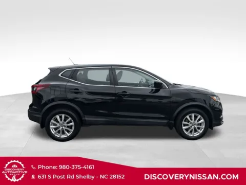 More photos of 2020 Nissan Rogue Sport S at Discovery Nissan, NC