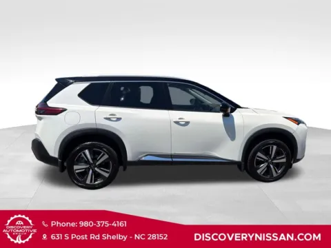 More photos of 2023 Nissan Rogue SL at Discovery Nissan, NC