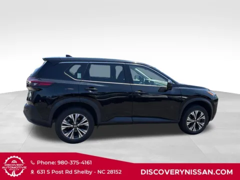 More photos of 2021 Nissan Rogue SV at Discovery Nissan, NC