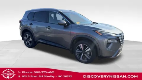 More photos of 2024 Nissan Rogue SL at Discovery Nissan, NC