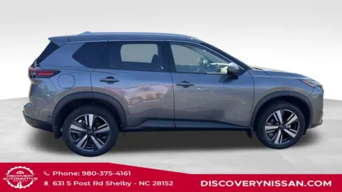 More photos of 2024 Nissan Rogue SL at Discovery Nissan, NC