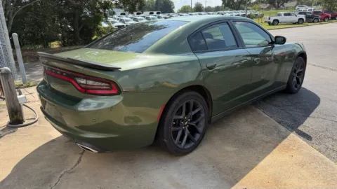 More photos of 2019 Dodge Charger SXT at Discovery Nissan, NC