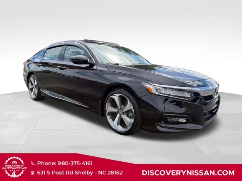 More photos of 2020 Honda Accord Touring 2.0T at Discovery Nissan, NC