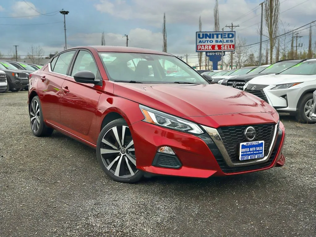 2021 Nissan Altima 2.5 SR Sedan 4D