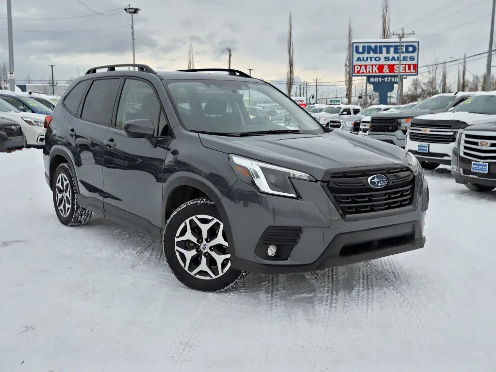 2024 Subaru Forester Premium