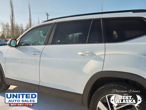 More photos of 2025 Volkswagen Atlas SE 4MOTION w/Tech Pkg Sport Utility 4D at United Auto Sales, AK