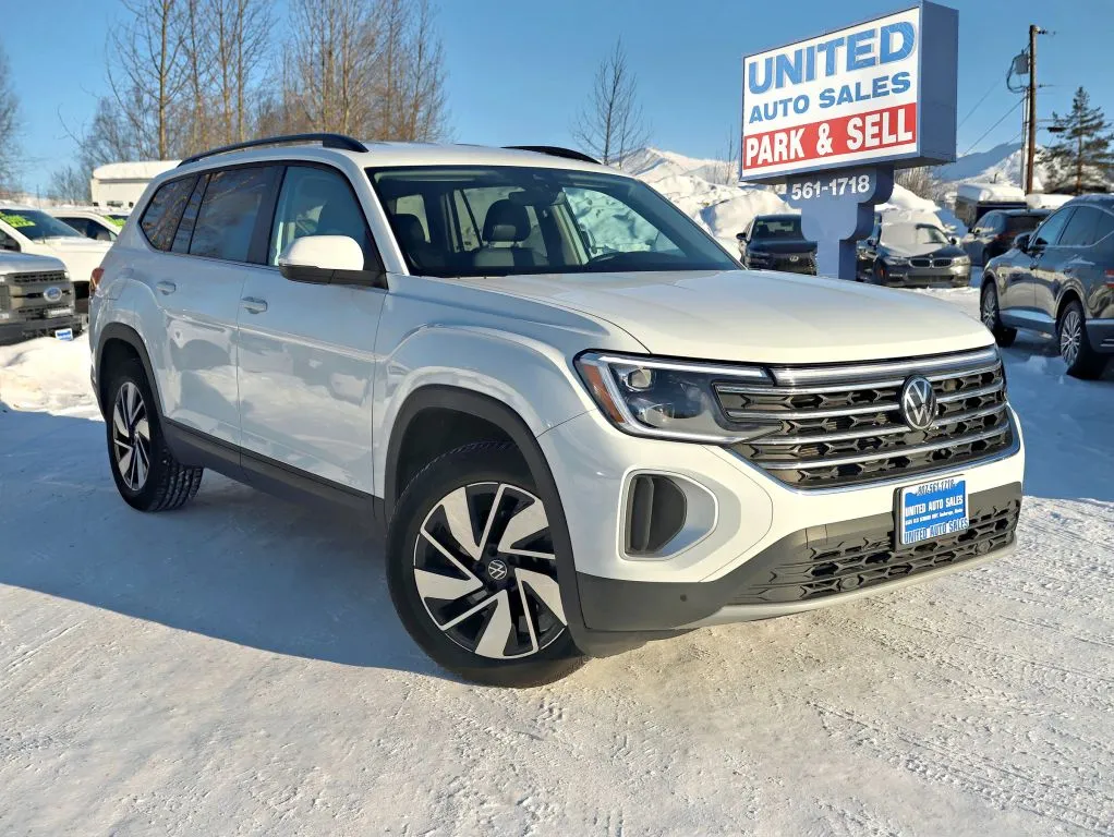 2025 Volkswagen Atlas SE w/Tech