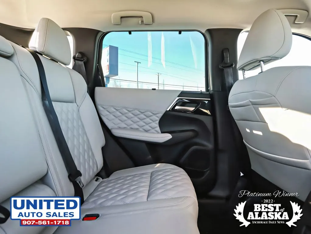 Mitsubishi Outlander photo 31