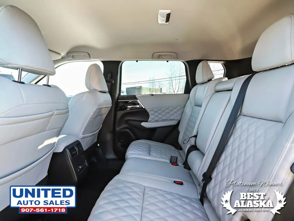 Mitsubishi Outlander photo 27