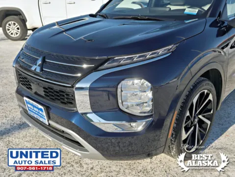 More photos of 2023 Mitsubishi Outlander SEL Sport Utility 4D at United Auto Sales, AK