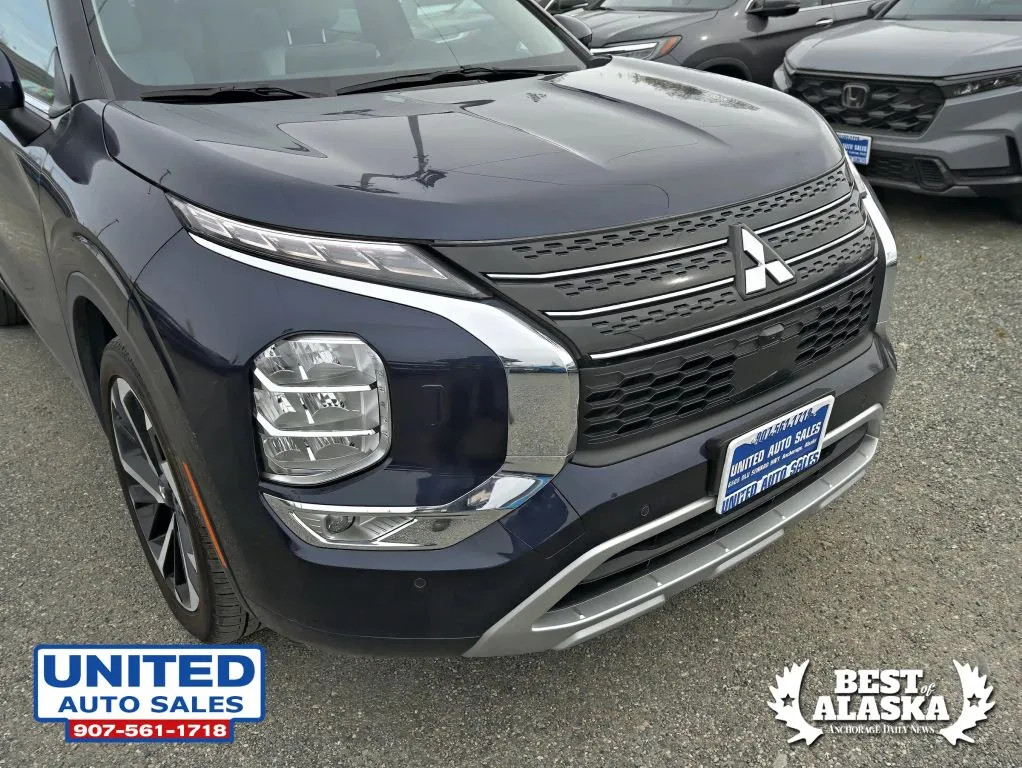 Mitsubishi Outlander photo 4