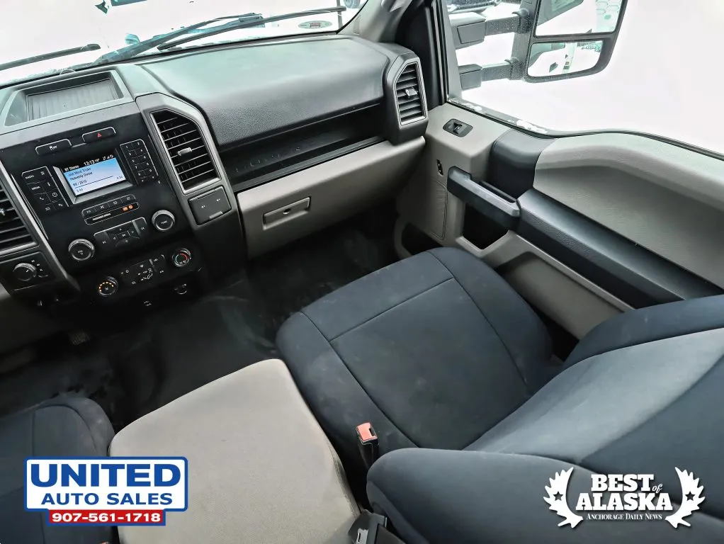 Ford F-550 photo 15